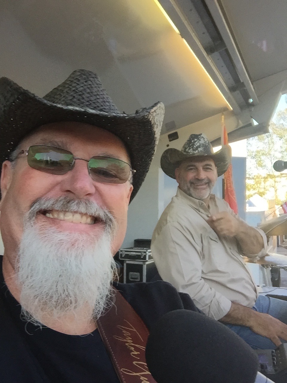 Rob n Gene 9